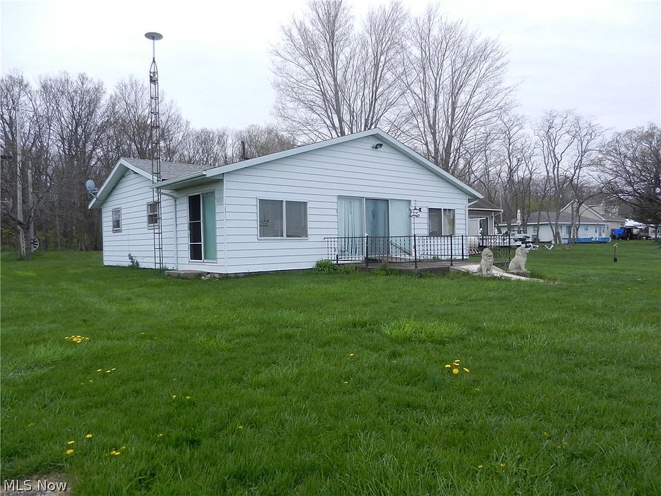 1st image of 2033 N Shore Dr