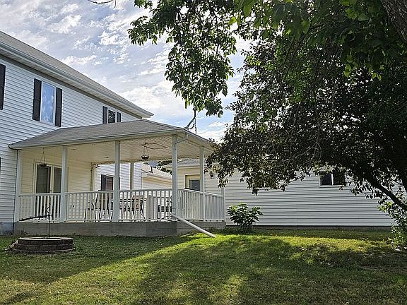 2nd image of 14737 Plum Ave
