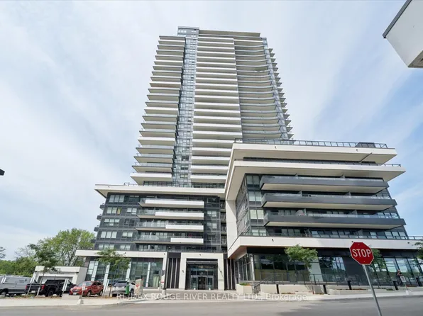 1435 Celebration Dr #2804, Pickering, ON L1W 0C4