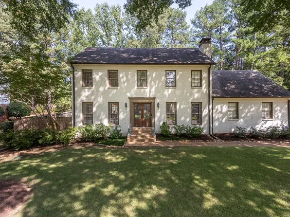 2330 Windy Oaks Dr, Germantown, TN 38139