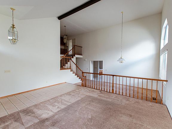 3rd image of 1015 Barrenger Dr