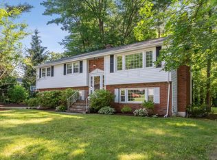 1 Summit Rd, Southborough, MA 01772