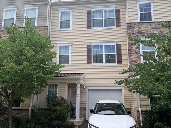 1002 Hights Farm Rd N, Monroe Township, NJ 08831