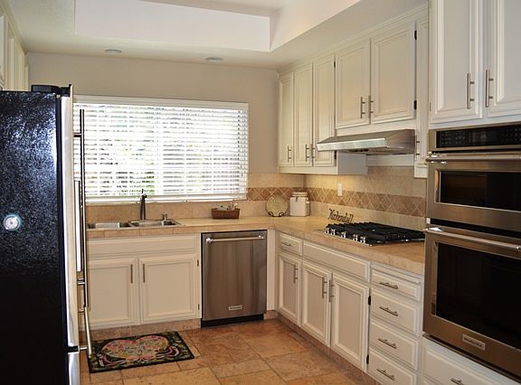 5th image of 711 Glasgow Cir