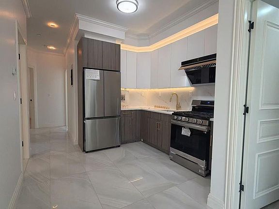 5th image of 71-37 166 Street