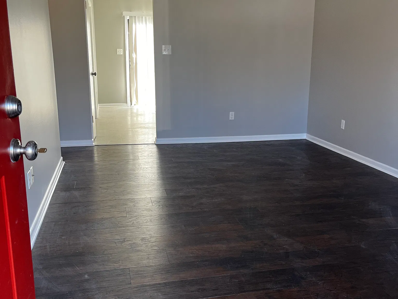 2 bed, 850 sqft, $1,200 — Photo 3