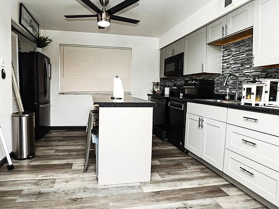 3rd image of 10145 Chaucer Ave APT 4