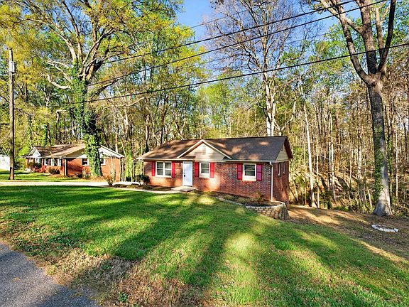 2nd image of 412 Brookside Dr