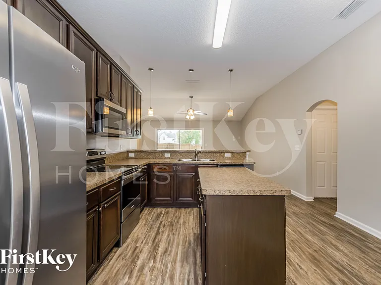 9760 Woodstone Mill Dr — Photo 8