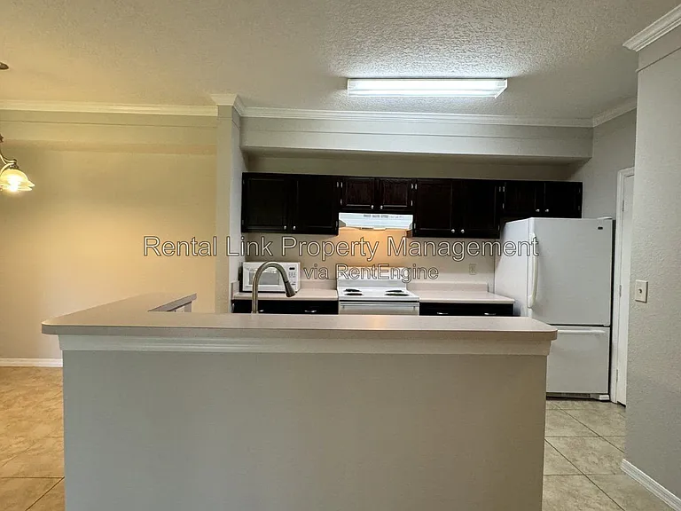 11530 Villa Grand #1121 — Photo 11