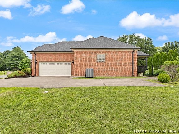 4th image of 3044 Wolf Ridge Court