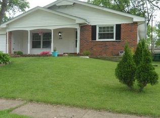 2140 W Wedgwood Dr, Florissant, MO