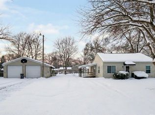 51651 Hollyhock Rd, South Bend, IN 46637