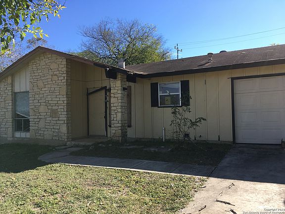 4th image of 118 Lost Forest Dr