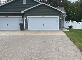 5111 Whisper Rdg, Midland, MI 48640