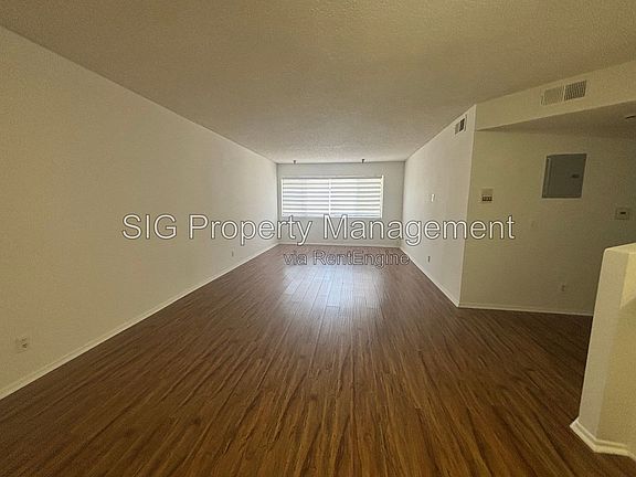 3rd image of 10241 Commerce Ave APT 5