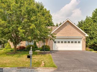 95 Phoenix Ln, Falling Waters, WV 25419