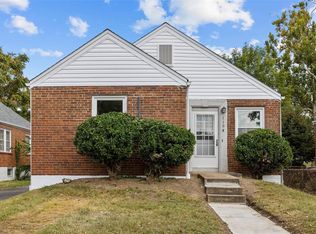 1104 Kingsland Ave, Saint Louis, MO 63130