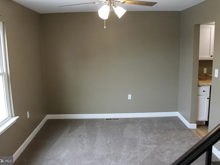 2620 Mountain Ln — Photo 18