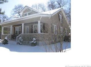 122 Lovers Ln, Windham, CT 06280