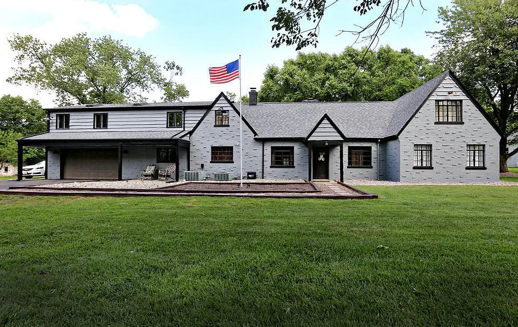 608 Highland Ave photo 1