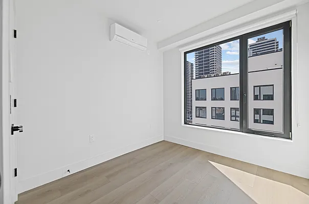 Rented by REAL New York | media 89