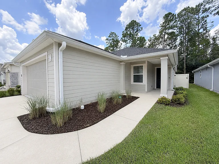 1705 Carter Landing Blvd — Photo 2
