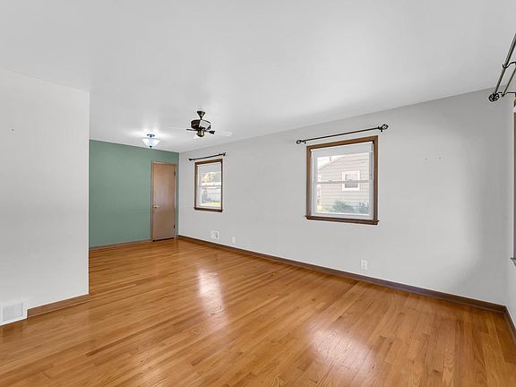 5th image of 4418 S Kentucky AVENUE