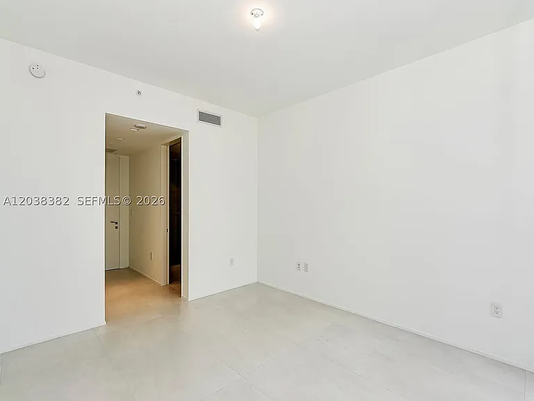 1000 Biscayne Blvd #2002 — Photo 19