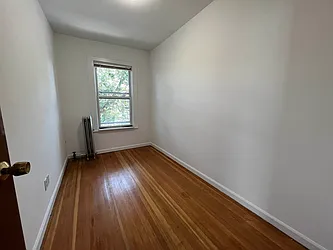 Rented by Sterea Agency