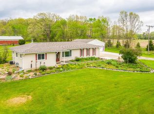 3900 Crandall Rd, Howell, MI 48855