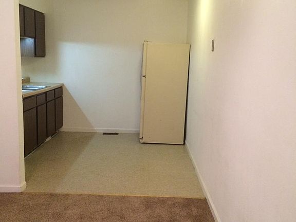 2nd image of 400 Anthony Dr