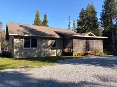24207 E Boulevard Rd, Drummond Island, MI, 49726