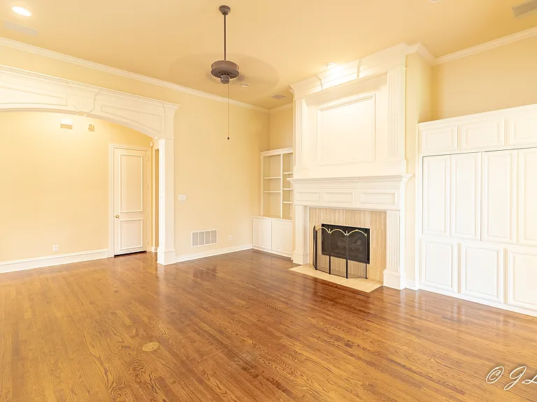 1053 Sir Lancelot Cir — Photo 12