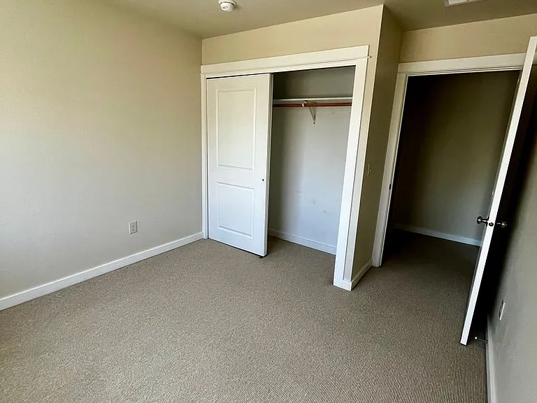 2752-96 Catalyst St — Photo 8