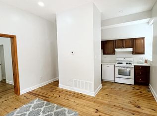 751 S 6th St #1, Philadelphia, PA 19147