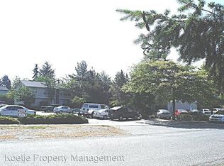 390 NE Izett St, Oak Harbor, WA 98277