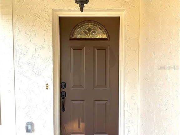 5th image of 6555 Pinecrest Ln N
