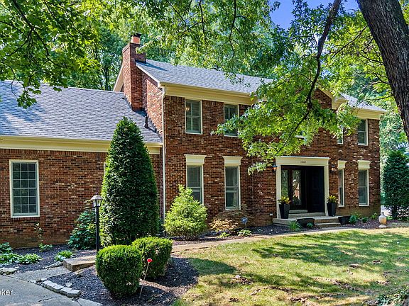 4th image of 4802 Springdale Ct