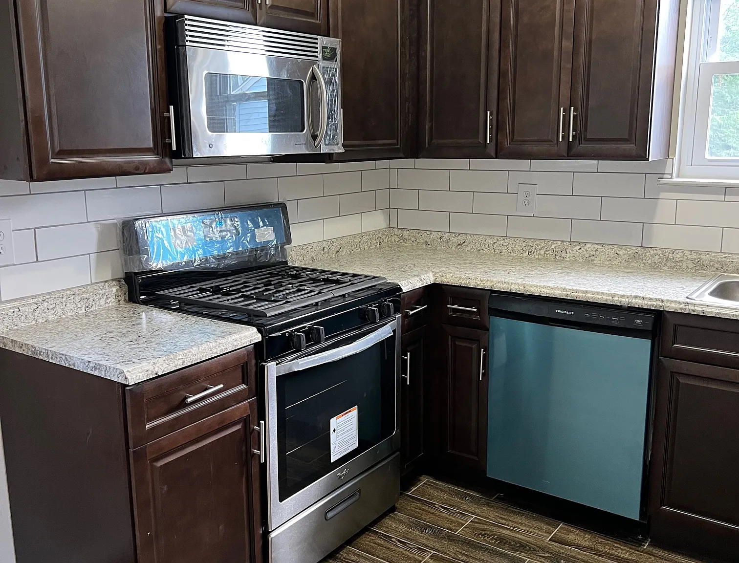 2 bed, 1648 sqft, $2,000 — Photo 3