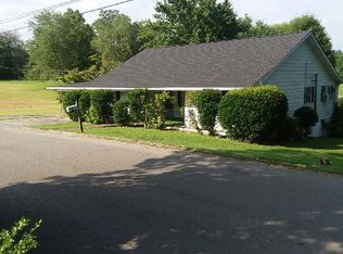 301 Litton Rd, Oneida, TN 37841