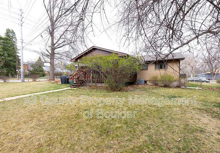 1980 Floral Dr — Photo 30