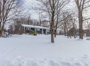 1 Mountain Laurel, Clifton Park, NY 12065