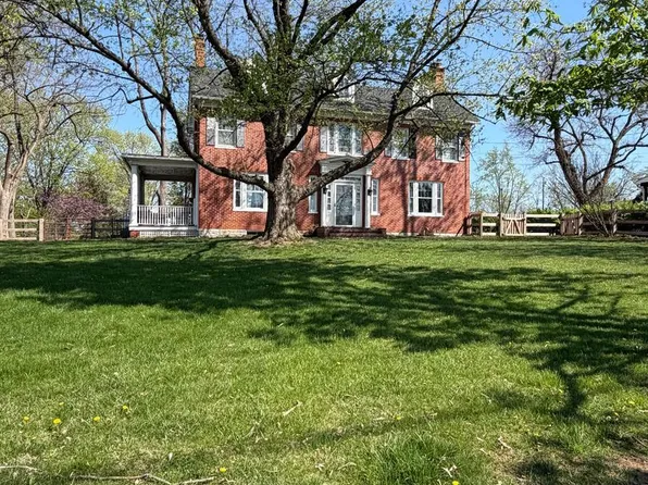 4737 Valley Pike, Stephens City, VA 22655