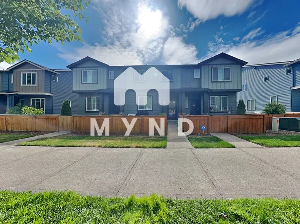 2138 NE Four Seasons Ln, Vancouver, WA 98684