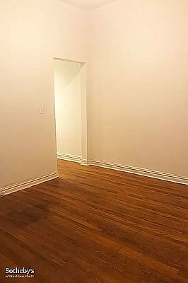 3rd image of 179 E 93rd St APT 2B