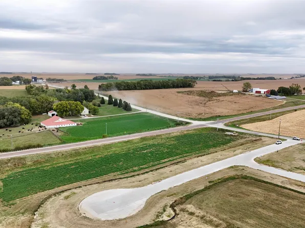 1904 O Rd, Wisner, NE 68791