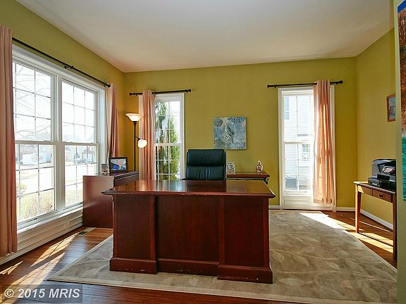 3rd image of 7590 Sweetgum Ct