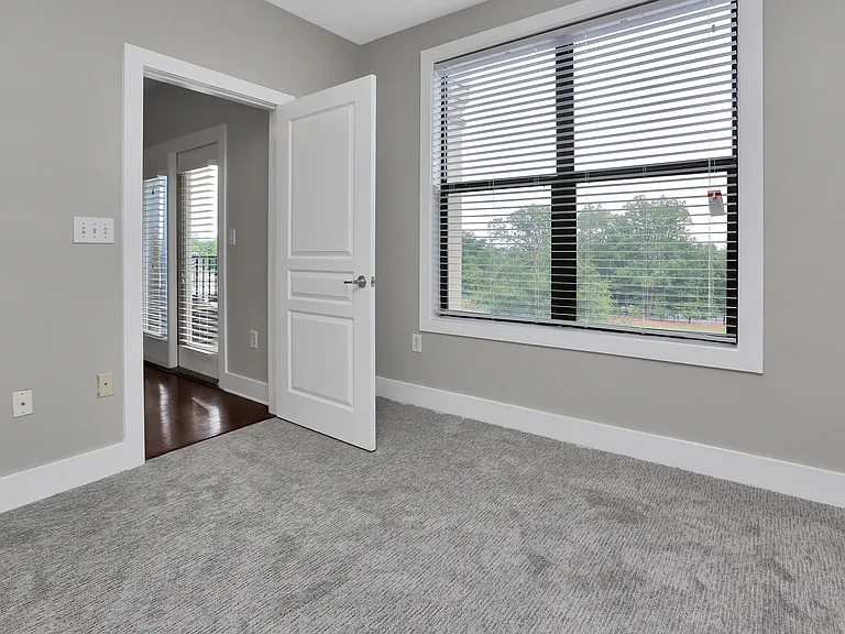 799 Hammond Dr #1-219 — Photo 7