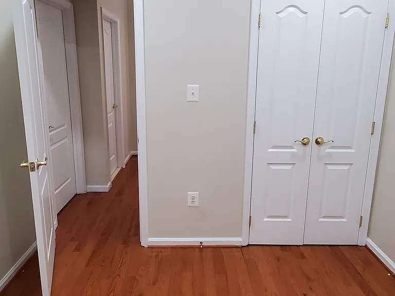 Bedroom#1 Closet